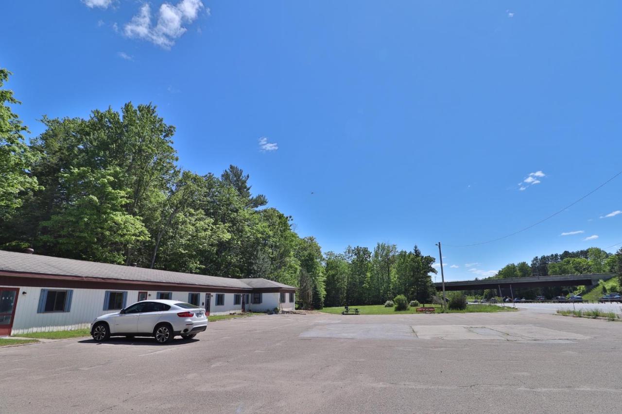 Bestliving Motel Washago Exteriér fotografie